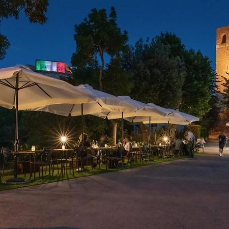 Osteria Belvedere San Leo Εξωτερικό φωτογραφία