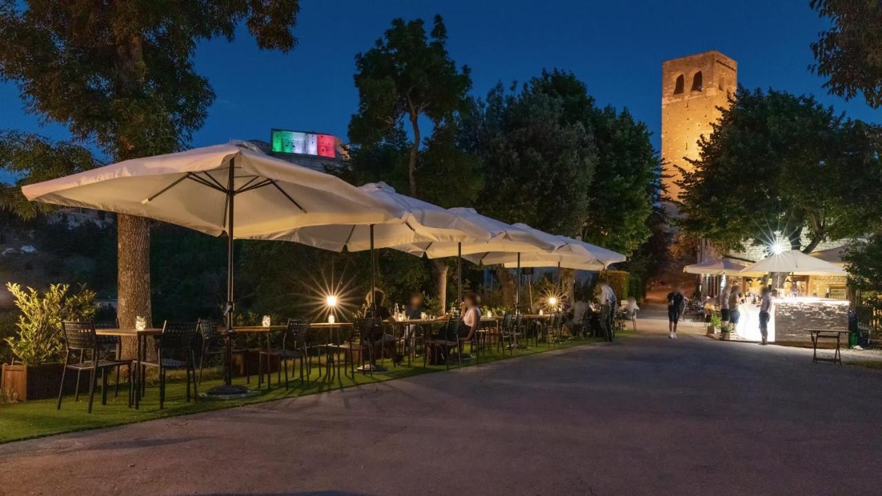 Osteria Belvedere San Leo Εξωτερικό φωτογραφία