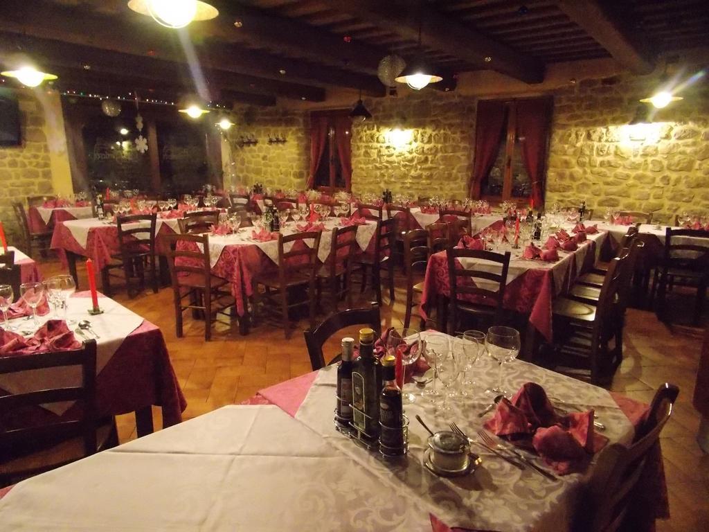 Osteria Belvedere San Leo Εξωτερικό φωτογραφία