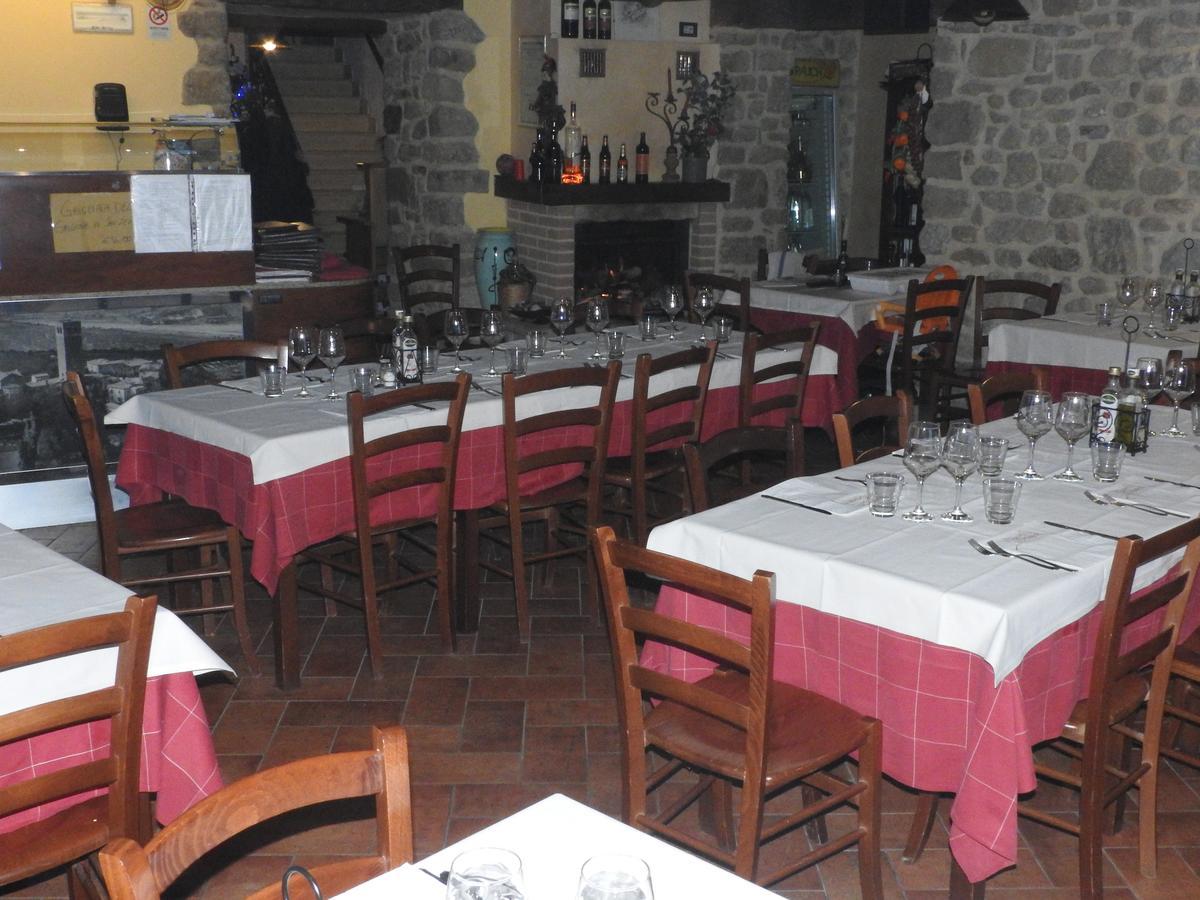 Osteria Belvedere San Leo Εξωτερικό φωτογραφία